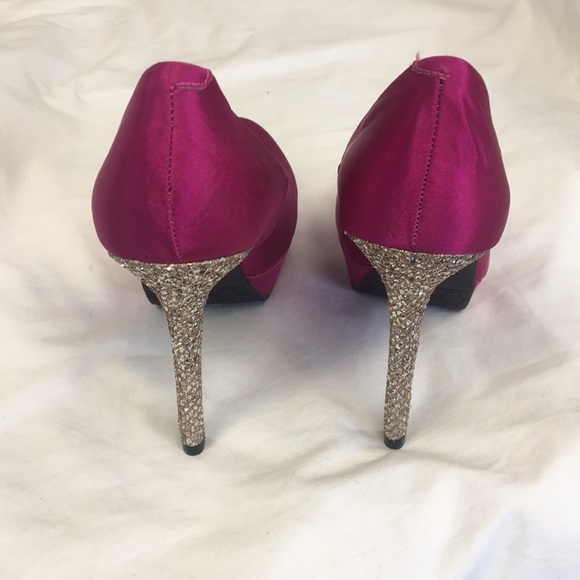 Candie's Women’s Dress Heels - Picture 2 of 4